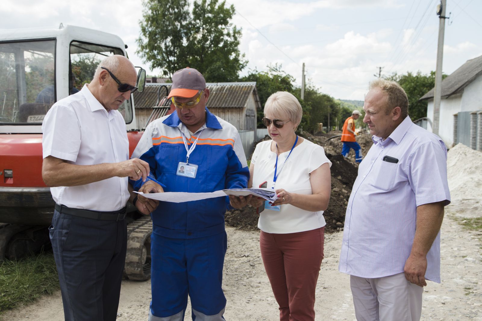 Replacement of a low-pressure gas pipeline in the village Komarivka in Berezhany District
